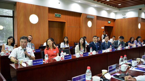 中意携手 共促娱乐冬奥 “冰雪娱乐座谈会”在清华大学召开