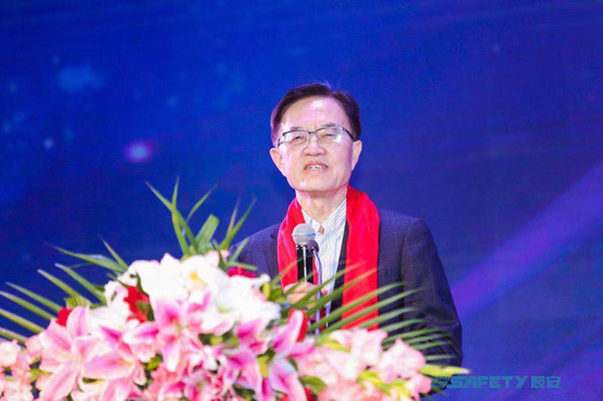 壹号娱乐召开2018年度总结表彰会