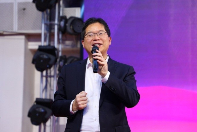 壹号娱乐召开2017年度总结表彰会暨2018年新春联欢会