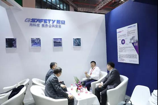 壹号娱乐亮相首届长三角国际应急减灾和救援博览会